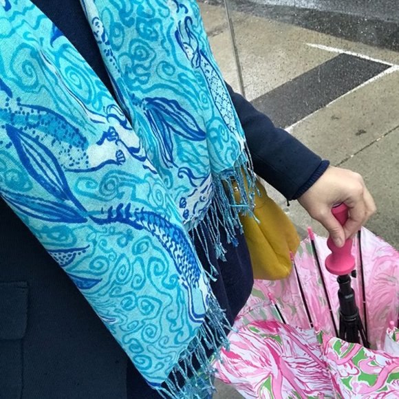 Lilly Pulitzer Murfee Scarf in Mermaid - Picture 5 of 5